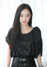 幻灯图：被追问女星饭局事件 霍思燕回应没功夫