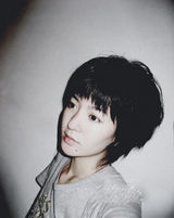 组图：《新还珠》主演幕后搞怪照 紫薇海陆扮鸟人