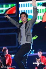 组图：王后驾到收官 谢霆锋李宇春孙燕姿热爆全场