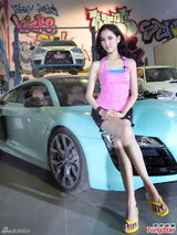 组图：亚洲超模亮相南宁 10国美女风情万种