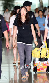 幻灯图：金妍儿返回加拿大多伦多 为明年比赛做准备