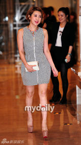 组图：尹恩惠崔智友千正明等出席某品牌店开业仪式