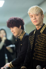 高清组图：SJ巡演首尔启航 舞台绚丽现场火爆