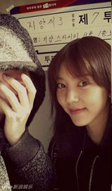 组图：众韩星积极参与总统票选 晒个性认证照