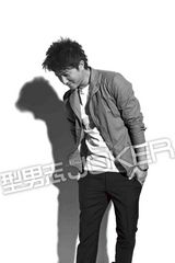 组图：余文乐韩庚等拍杂志封面 展新一代偶像魅力