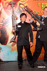 幻灯组图：曾志伟唐季礼出席科幻世界展览