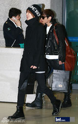 组图：东方神起等众星结束泰国演出返回韩国