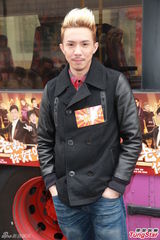 组图：万绮雯紧张TVB首作 张继聪指邓紫棋当旺