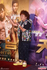 组图：周杰伦《天台》邀曾志伟纳豆柯有伦宣传