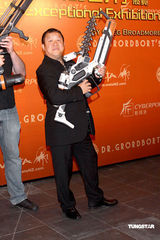 幻灯组图：曾志伟唐季礼出席科幻世界展览