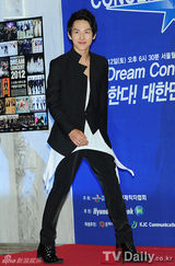 组图：东方神起少女时代等众星助阵梦想演唱会