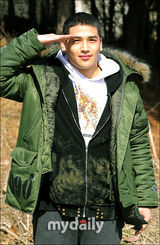 韩国演员刘建[1\/11]组图:韩国演员刘建放弃美国