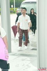 组图：张学友接戏重视剧本 不介意角色主副