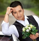 组图：何晟铭写真大片 诠释阳光温暖完美情人