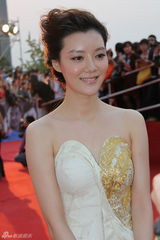 高清：车晓优雅亮相百花奖 拼接礼服韵味十足