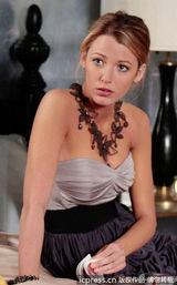 组图：《绯闻女孩》落下了帷 S女王布莱克美胸终极盘点