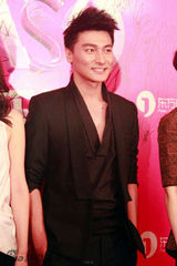 组图：贺刚与方安娜黑白配 称李静是学习的榜样