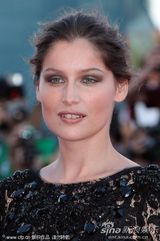 组图：威尼斯电影节时尚盘点之妆容发型