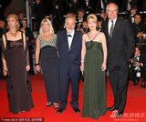 幻灯图集：导演迈克-李携主创出席《又一年》首映