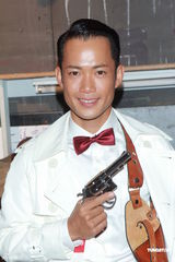 组图：《神探高伦布》黎耀祥唐诗咏搭档自认年轻