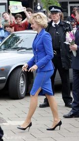 组图：《戴安娜》片场曝光 王妃优雅受爱戴