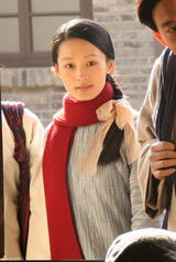 组图：《中国1921》李沁饰杨开慧 清纯可人气质端庄