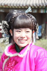 高清图：《欢喜婆婆俏媳妇》热拍 胡杏儿称不嫁豪门