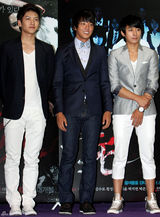 高清图：韩国恐怖片《考死2》首映 主演群星到场