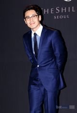 组图：韩国众星出席刘智泰金孝珍结婚典礼