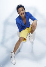 组图：李佳航写真健康动感青春无极限