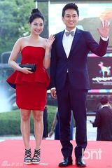 组图：吕珍九等出席15届首尔国际青少年电影节