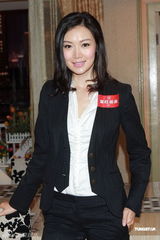 组图：钟嘉欣新剧演绎警花 叶翠翠否认韦家雄追求