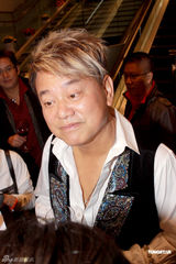 组图：陈百祥摆六十寿宴 谭咏麟狄波拉等道贺