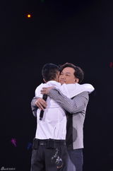 高清组图：刘德华开唱陈奕迅捧场 被赞舞技胜郭富城