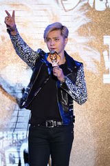 组图：罗志祥不排斥恋歌迷 与舒淇相看紧张