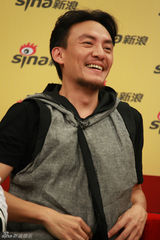 组图：《圣诞玫瑰》做客 桂纶镁邀张震演色魔