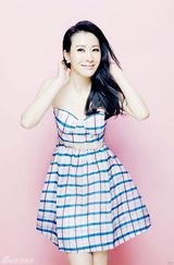 组图：石天琦时尚写真曝光 演绎甜美小清新