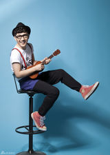 组图：金志文时尚写真曝光 阳光笑容活力四射