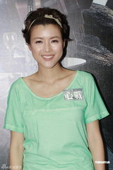 组图：郑少秋新剧与邵美琪激吻 陈豪陈茵媺避忌