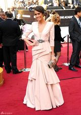 高清组图：奥斯卡红毯路易丝-罗伊几何层叠礼服