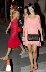 组图:C罗带女友莎伊克赴家宴 三岁爱子现身可爱