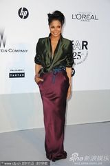 组图：电影界抗艾滋晚宴 章子怡范冰冰优雅亮相