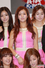 高清组图：Beast等赴港开唱 泫雅望与PSY再合作