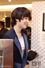 组图：郑素敏许嘉允刘孝英等参加新店开业典礼