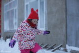 组图：《爸爸》雪乡抢先看 萌娃玩雪脸蛋红扑扑