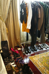 组图：姚晨冷艳性感造型曝光 狂野不羁诱惑刘烨