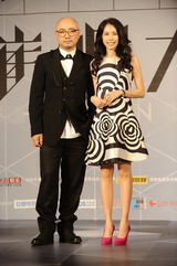 组图：电影《催眠大师》徐峥莫文蔚秀催眠魔力