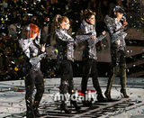 组图：MAMA颁奖礼澳门举行 2NE1与miss A分获三大奖