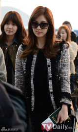 组图：SJ少女时代f(x)等赴新加坡准备家族巡演