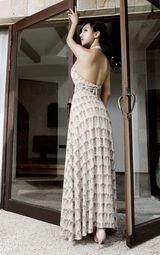 组图：韩星李彩英新写真性感惹火 优雅又不失俏皮